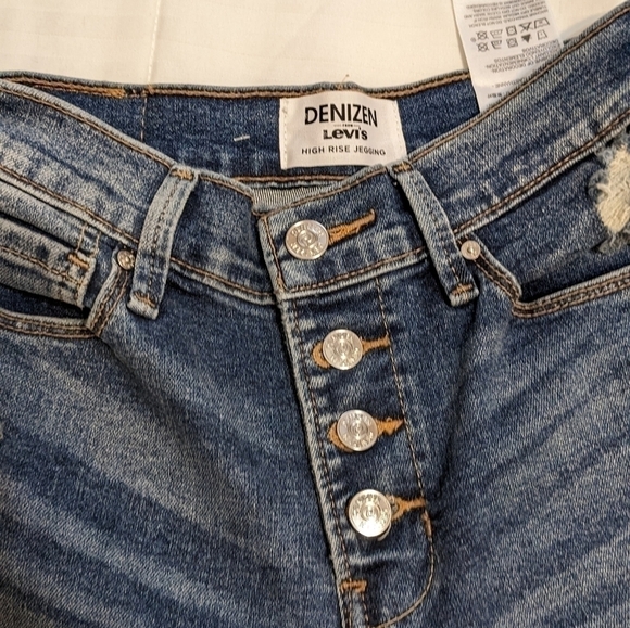 DENIZEN From Levi's High-rise Button Fly Jeggings. - Picture 4 of 7